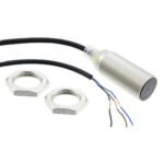 Proximity sensor, inductive, nickel-brass, short body, M18, shielded, 8 mm, DC, 3-wire, PNP NO, 2 m cable