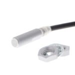 Proximity sensor, inductive, brass-nickel, Spatter-coating, M8, shielded, 3 mm, NO, 2 m cable, DC 2-wire, no polarity