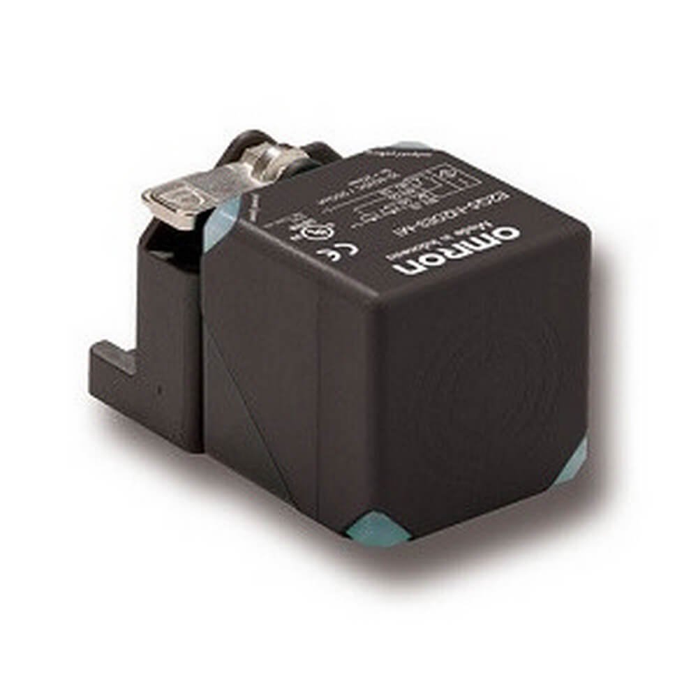 E2Q5-x Long distance square inductive proximity sensor, 40 mm, unshielded, PNP NO+NC, M12 connector - Image 1