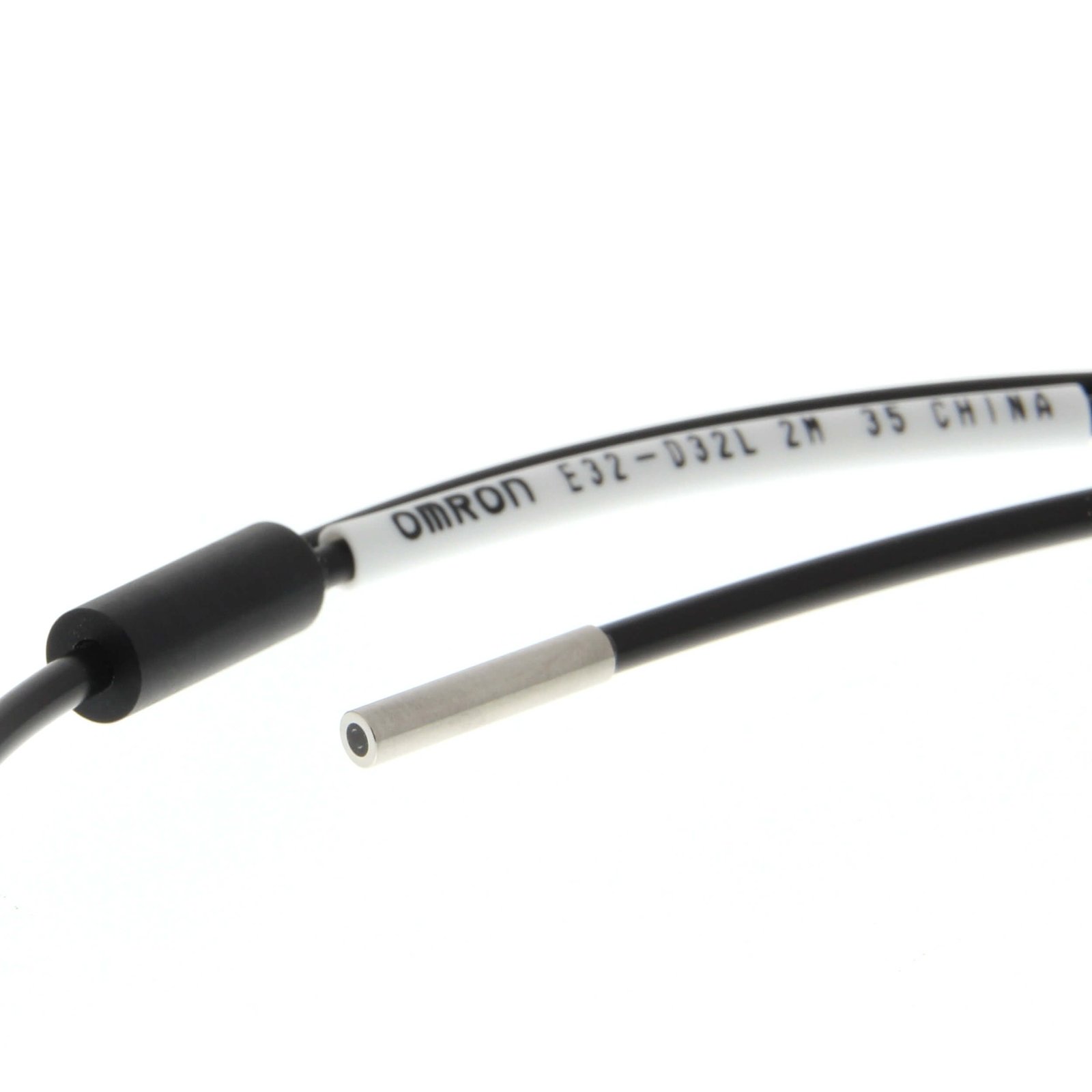 E32-D32L_xM Fiber optic sensor head, diffuse, cylindrical axial, diameter 3 mm, coaxial, R25 fiber, 2 m cable - Image 1