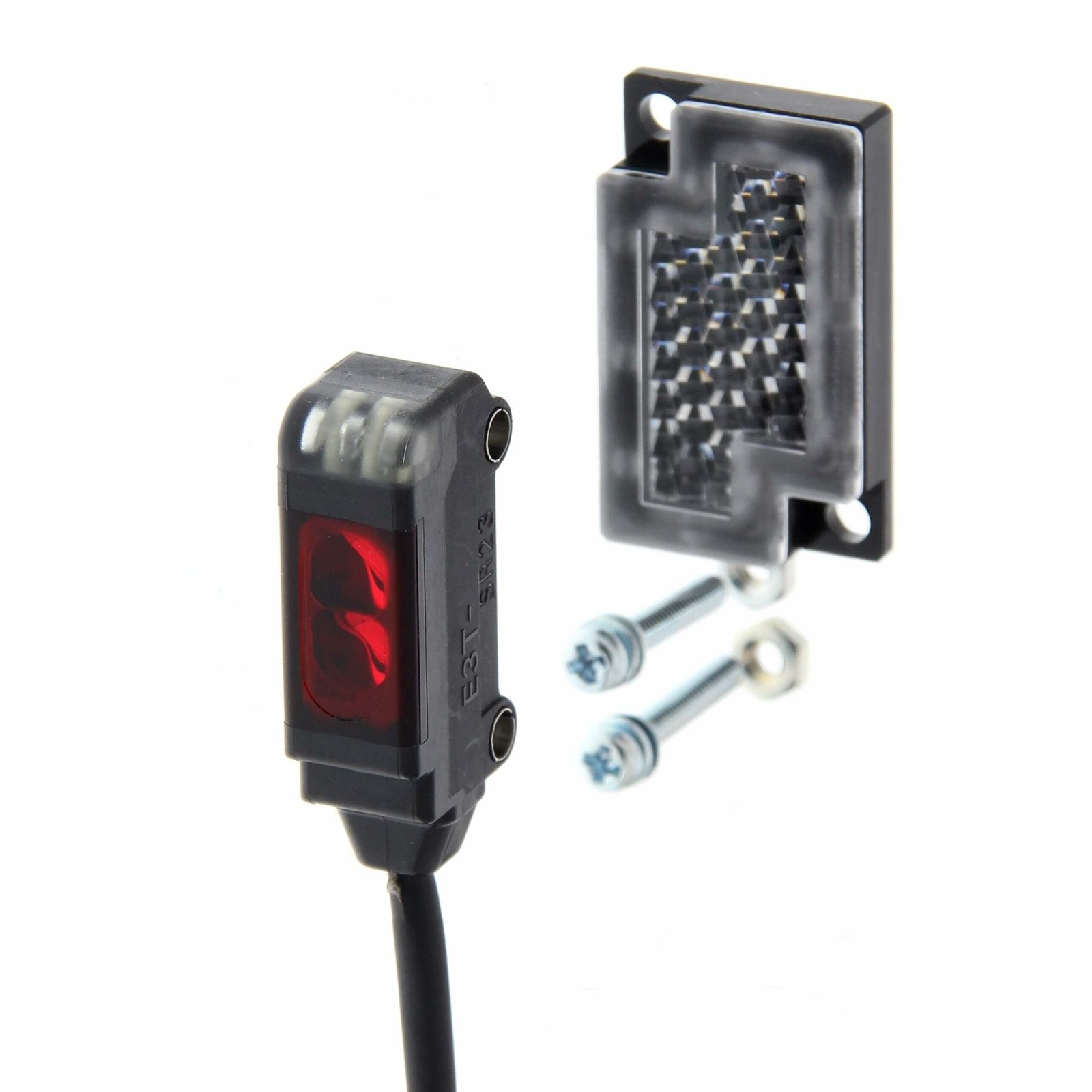 E3T-SR23-xM Photoelectric sensor, retroreflective (reflector supplied), 200mm, DC, 3-wire, PNP, dark-on, side-view, 2m cable (requires bracket) - Image 1
