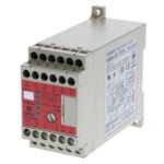 Safety relay unit, 3PST-NO (Category 4), 5 A, SPST-NC aux, DPST-NO 1 to 15sec 'OFF-delay' category 3 outputs, 1 or 2 channel input