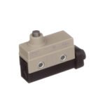 Enclosed basic switch, plunger, SPDT, 15A